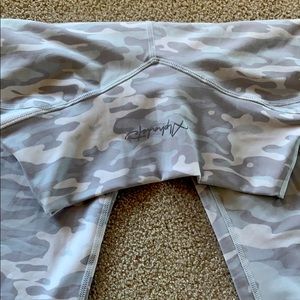Alphalete white camo leggings